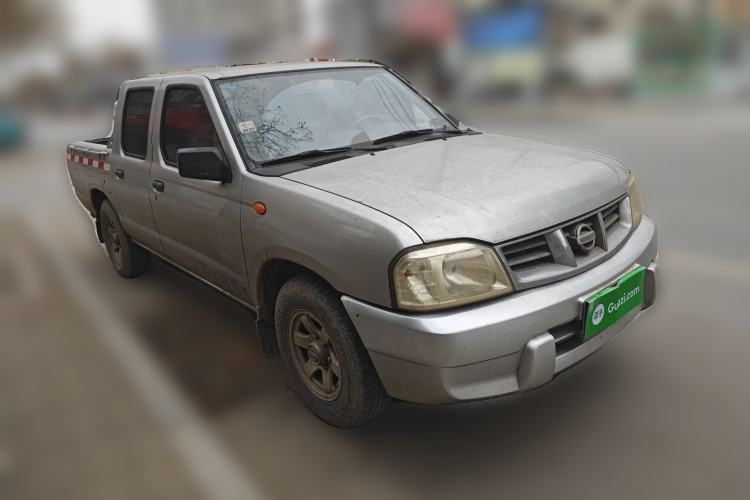 Used Nissan D22 2013 2.4L Gasoline Two-Wheel-Drive Standard Model Front Right 45 Deg