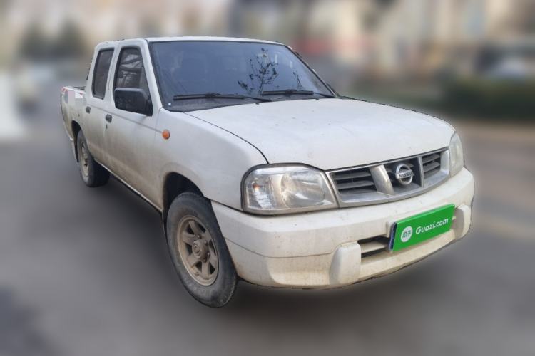 Used Nissan D22 2013 2.4L Gasoline Two-Wheel-Drive Standard Model Front Right 45 Deg