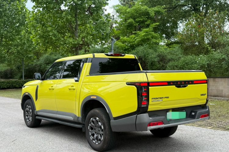 Used Nissan Frontier Pro PHEV 2026 131km All-Wheel Drive Luxury Edition Exterior 4