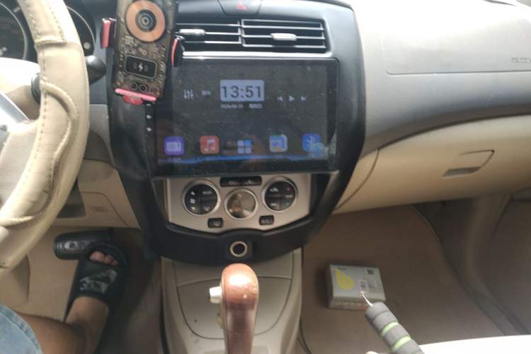 Used Nissan Geniss 2006 1.8L Automatic Comfort Model Audio And AC Panel