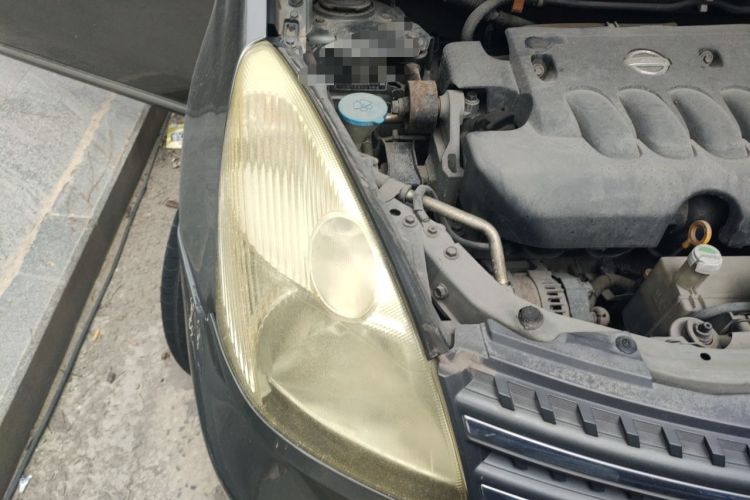 Used Nissan Geniss 2006 1.8L Automatic Comfort Model Engine Bay Right