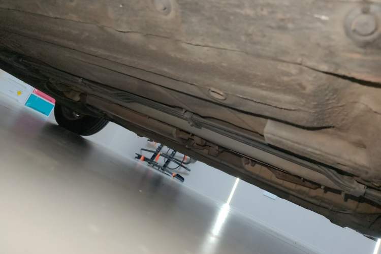 Used Nissan Geniss 2006 1.8L Automatic Standard Edition Chassis Front Right