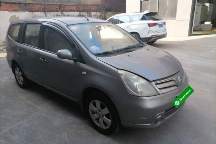 Used Nissan Geniss 2006 1.8L Manual Standard Edition Front Right 45 Deg