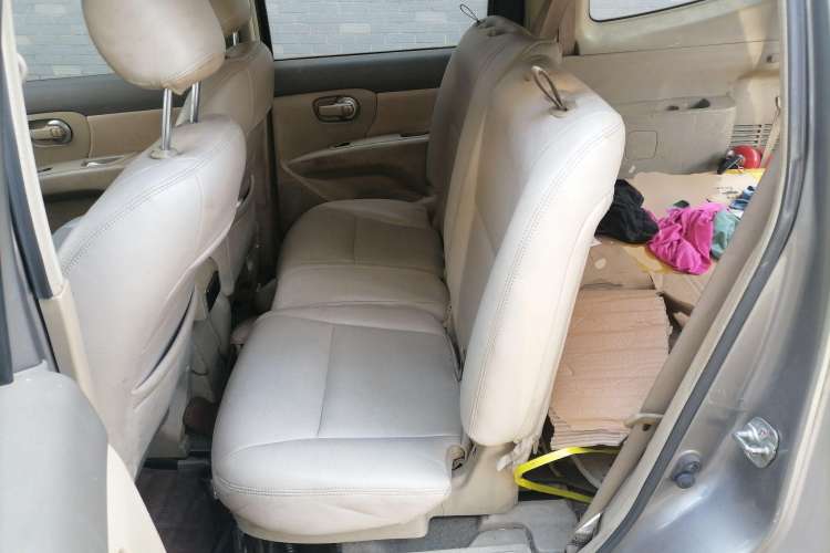 Used Nissan Geniss 2006 1.8L Manual Standard Edition Left Rear Seat