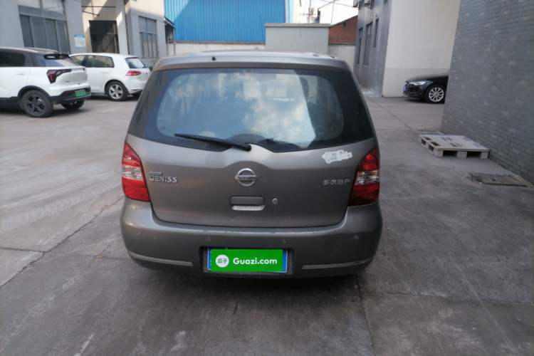 Used Nissan Geniss 2006 1.8L Manual Standard Edition Rear