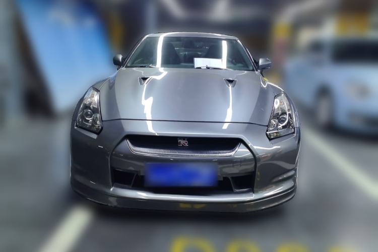 Used Nissan GT-R 2009 Base Model Front