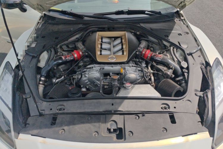 Used Nissan GT-R 2010 3.8T Premium Edition Engine Bay