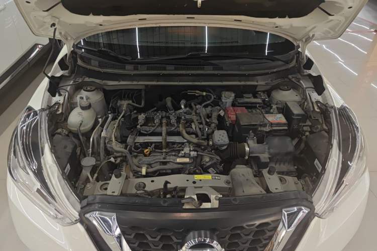 Used Nissan Kicks 2019 1.5L Manual Cool Edition Engine Bay