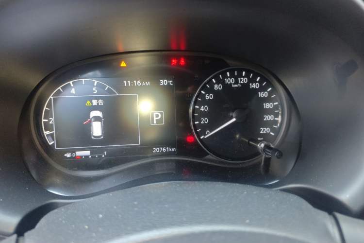Used Nissan Kicks 2023 Jingqing Edition 1.5L Combining "Power" with a Stylish Touch Instrument Cluster