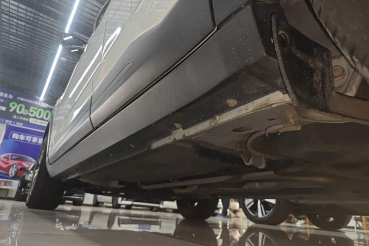 Used Nissan Kicks 2019 1.5L Manual Cool Edition Left Side Sill