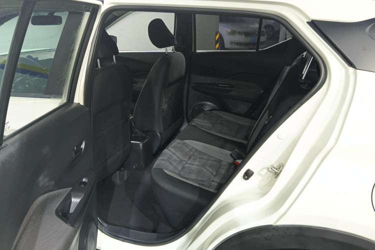Used Nissan Kicks 2020 1.5L XE Manual Cool Edition Right Rear Seat