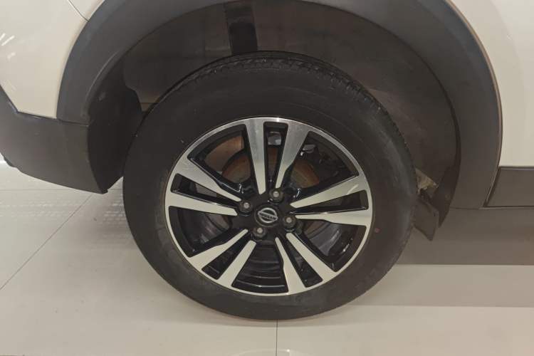 Used Nissan Kicks 2019 1.5L Manual Cool Edition Right Rear Wheel Hub