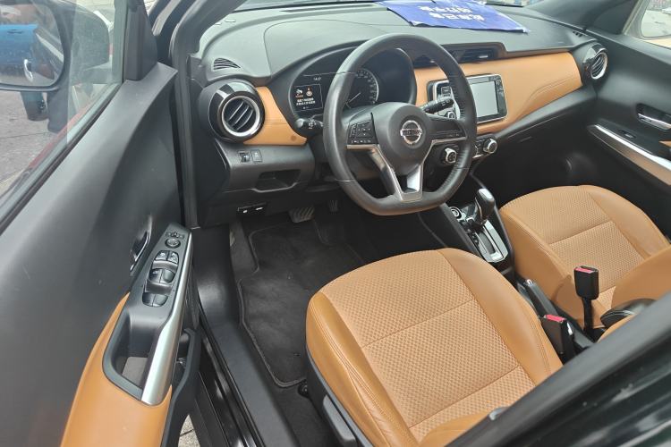 Used Nissan Kicks 2017 1.5L CVT Smart Drive Edition Driver Seat