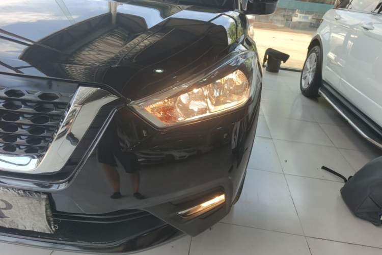 Used Nissan Kicks 2017 1.5L CVT Smart Drive Edition Left Front Headlight