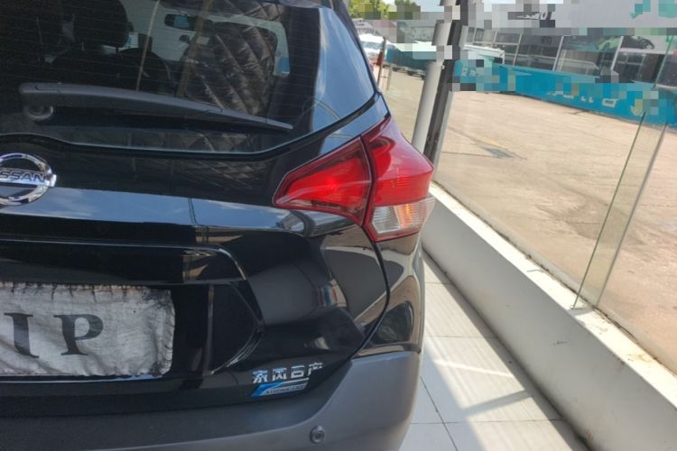 Used Nissan Kicks 2017 1.5L CVT Smart Drive Edition Right Rear Taillight