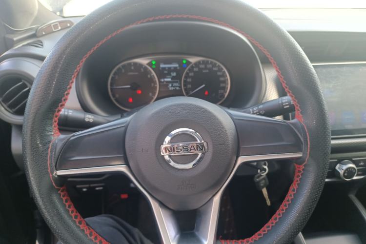 Used Nissan Kicks 2017 1.5L Manual Cool Dynamic Edition Steering Wheel