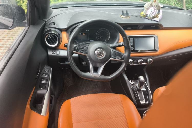 Used Nissan Kicks 2017 1.5L CVT Smart Drive Edition Steering Wheel