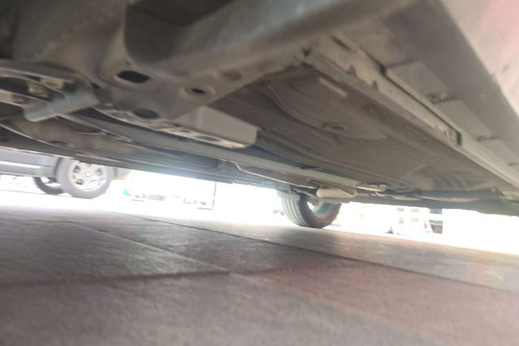 Used Nissan Kicks 2017 1.5L CVT Smart Drive Edition Chassis Front Left