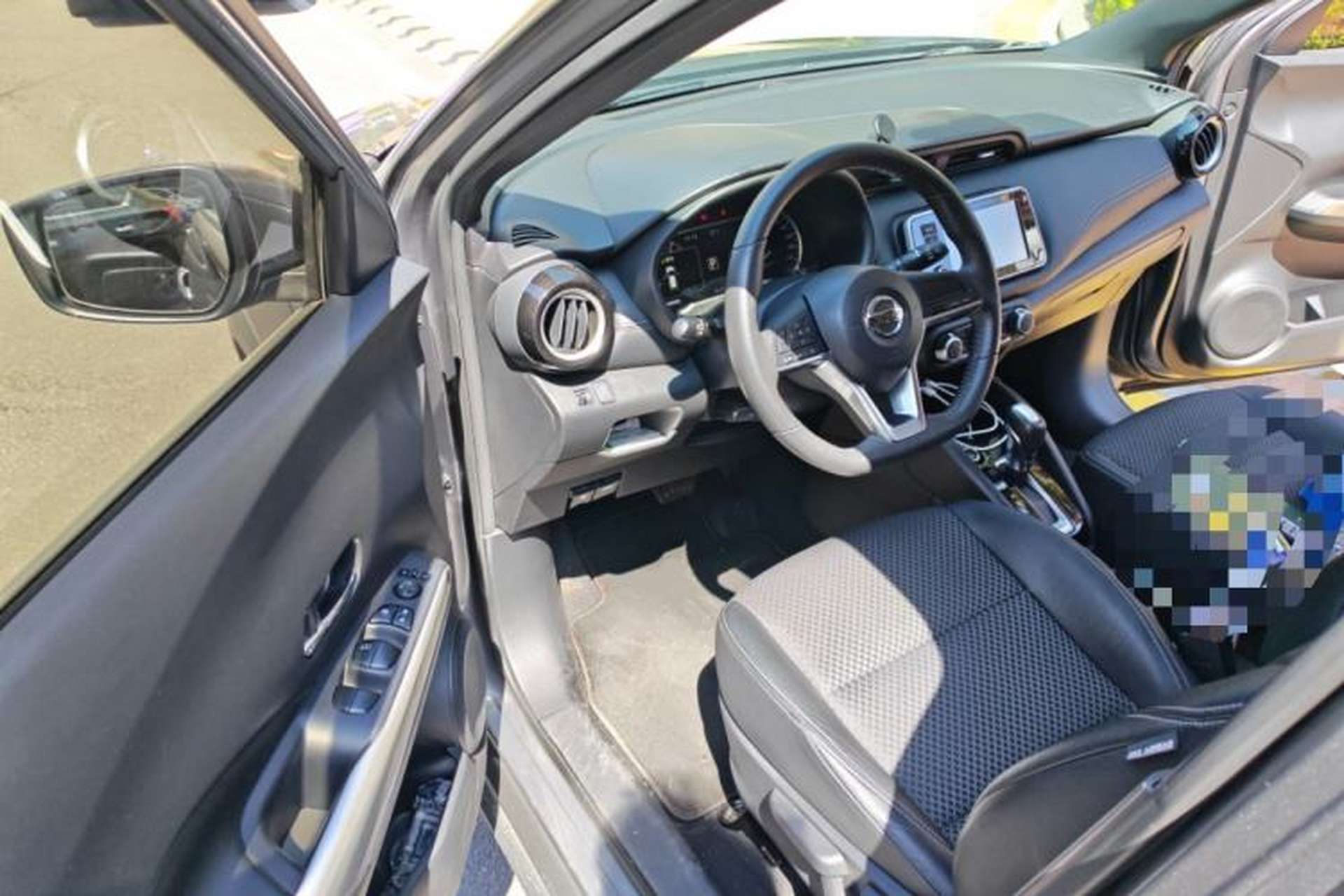 Used Nissan Kicks 2017 1.5L CVT Smart Drive Edition Driver Seat