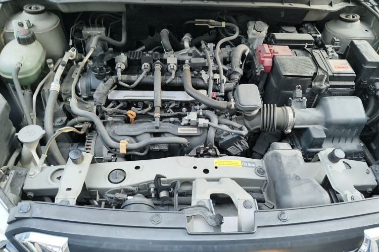 Used Nissan Kicks 2017 1.5L CVT Smart Drive Edition Engine Bay