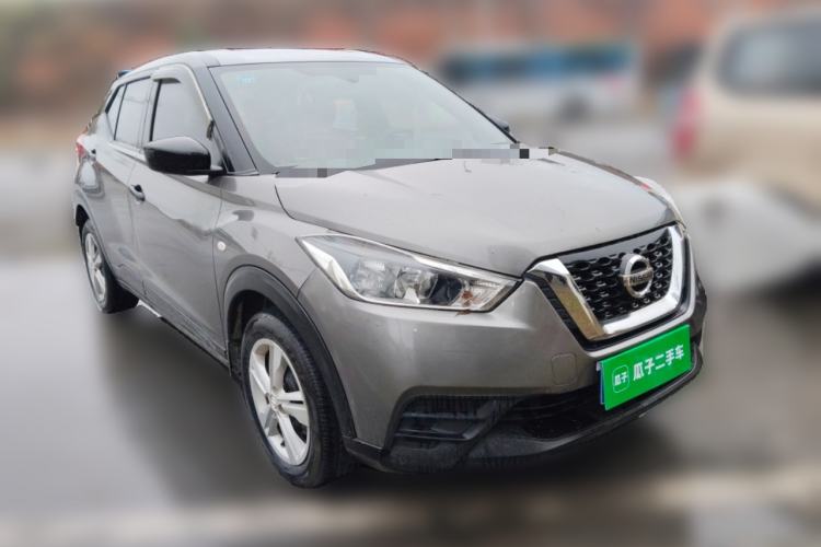 Used Nissan Kicks 2017 1.5L Manual Cool Dynamic Edition Exterior 2