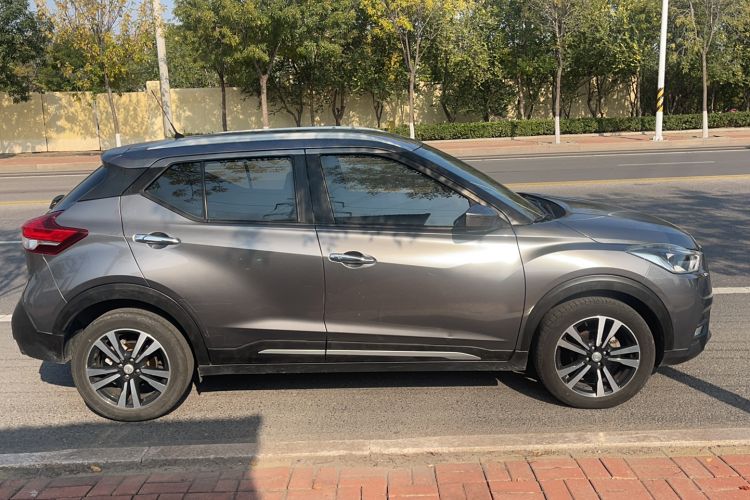 Used Nissan Kicks 2017 1.5L CVT Smart Drive Edition Exterior 2