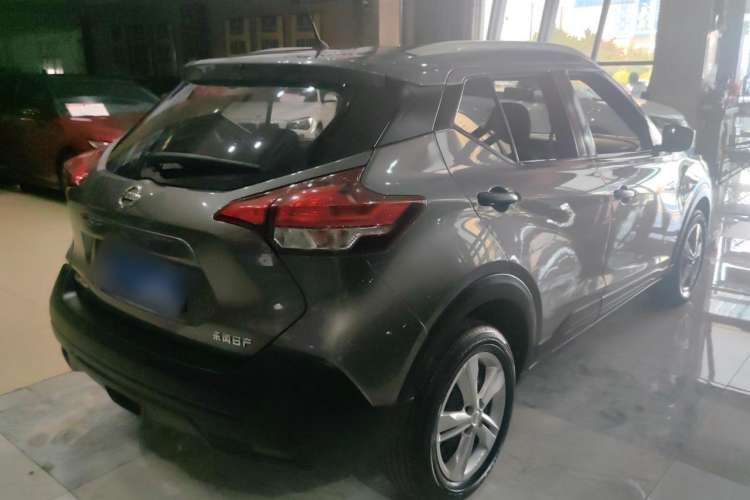 Used Nissan Kicks 2017 1.5L Manual Cool Dynamic Edition Exterior 3