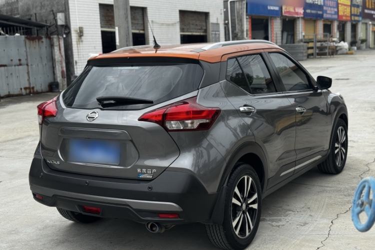 Used Nissan Kicks 2017 1.5L CVT Smart Edition Exterior 4