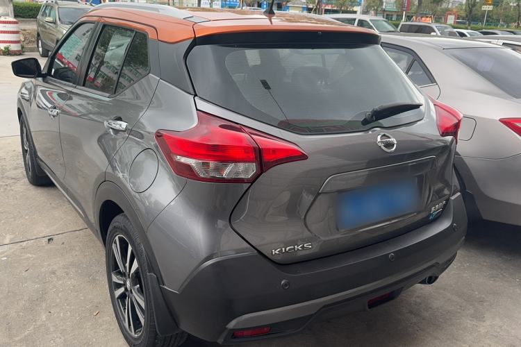 Used Nissan Kicks 2017 1.5L CVT Smart Edition Exterior 5