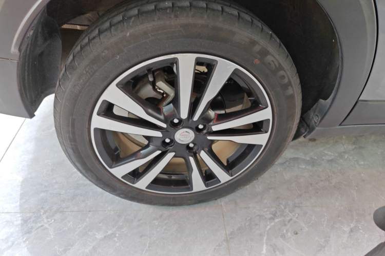 Used Nissan Kicks 2017 1.5L CVT Smart Edition Exterior 5