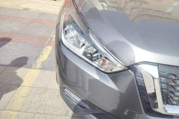 Used Nissan Kicks 2017 1.5L CVT Smart Drive Edition Exterior 6