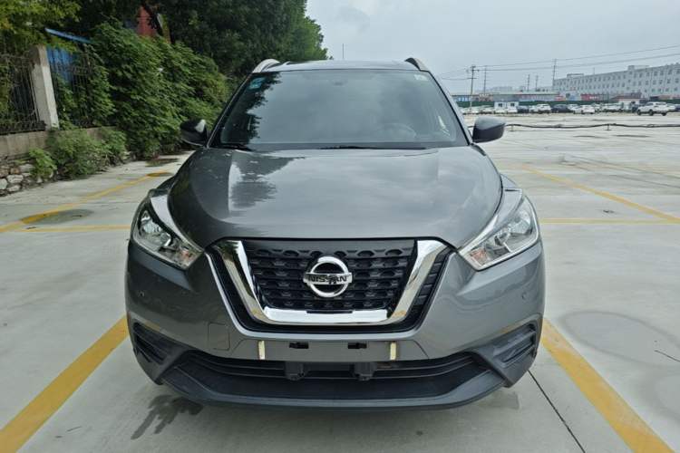 Used Nissan Kicks 2017 1.5L Manual Cool Dynamic Edition Front