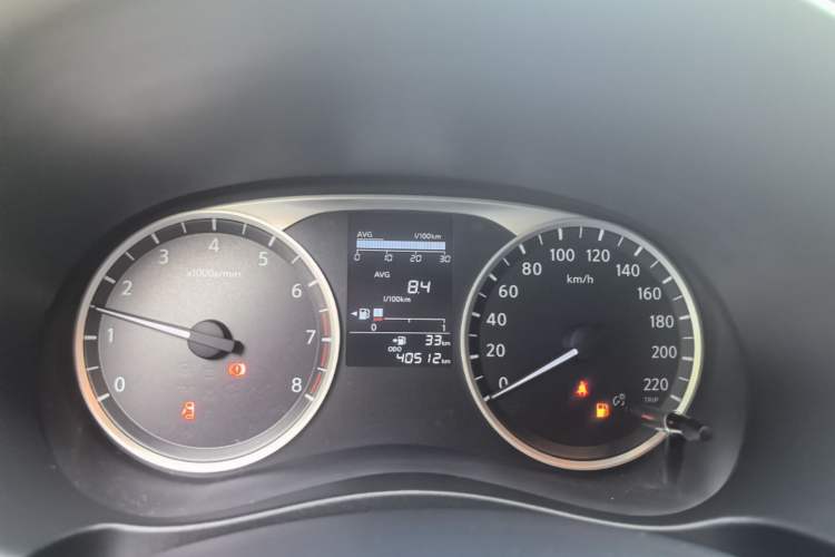 Used Nissan Kicks 2017 1.5L Manual Cool Dynamic Edition Instrument Cluster