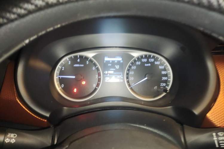 Used Nissan Kicks 2017 1.5L CVT Cool Enjoy Edition Instrument Cluster