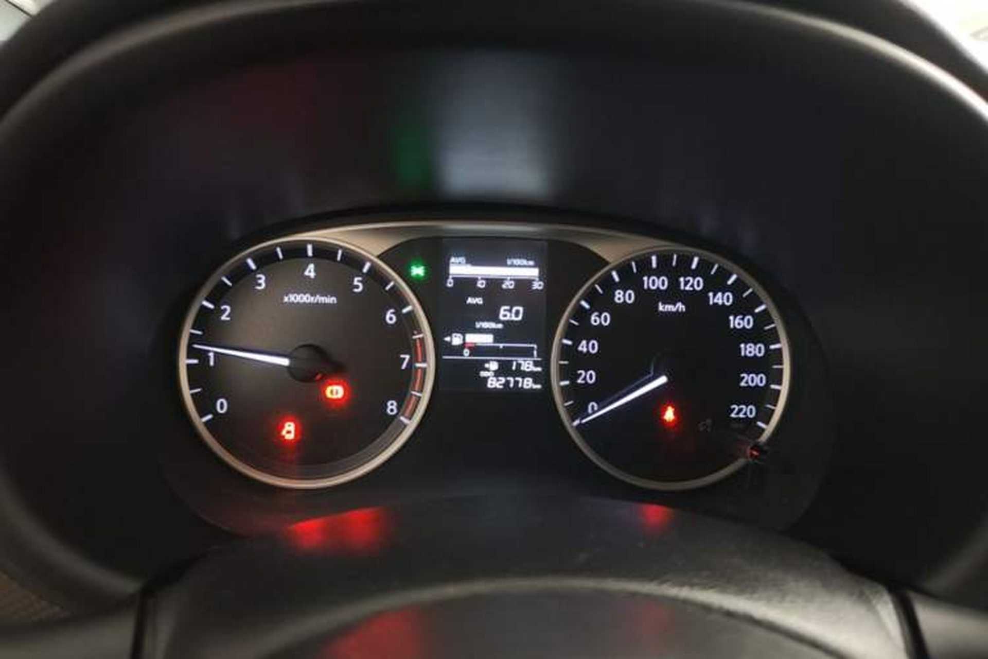 Used Nissan Kicks 2017 1.5L Manual Cool Dynamic Edition Instrument Cluster