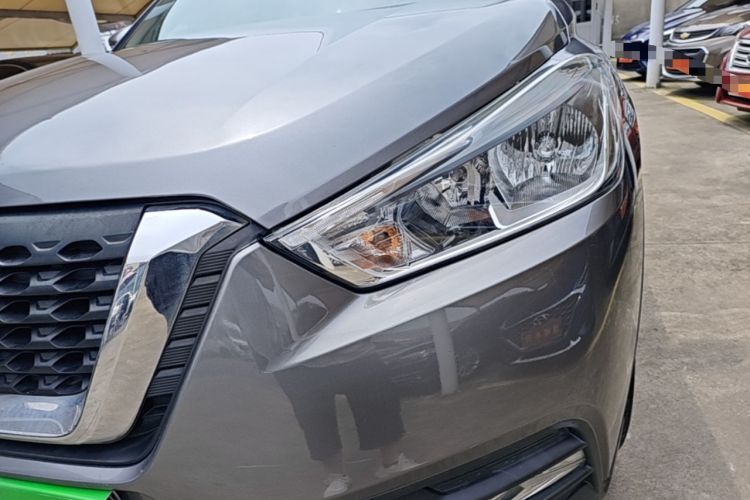 Used Nissan Kicks 2017 1.5L CVT Smart Drive Edition Left Front Headlight