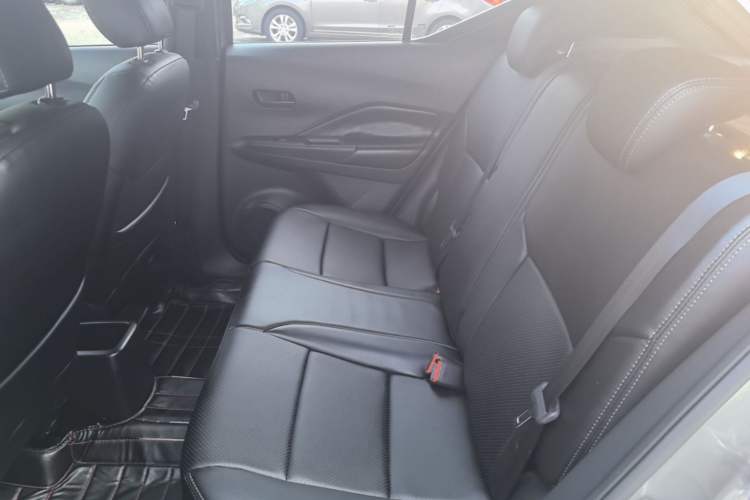 Used Nissan Kicks 2017 1.5L Manual Cool Dynamic Edition Left Rear Seat