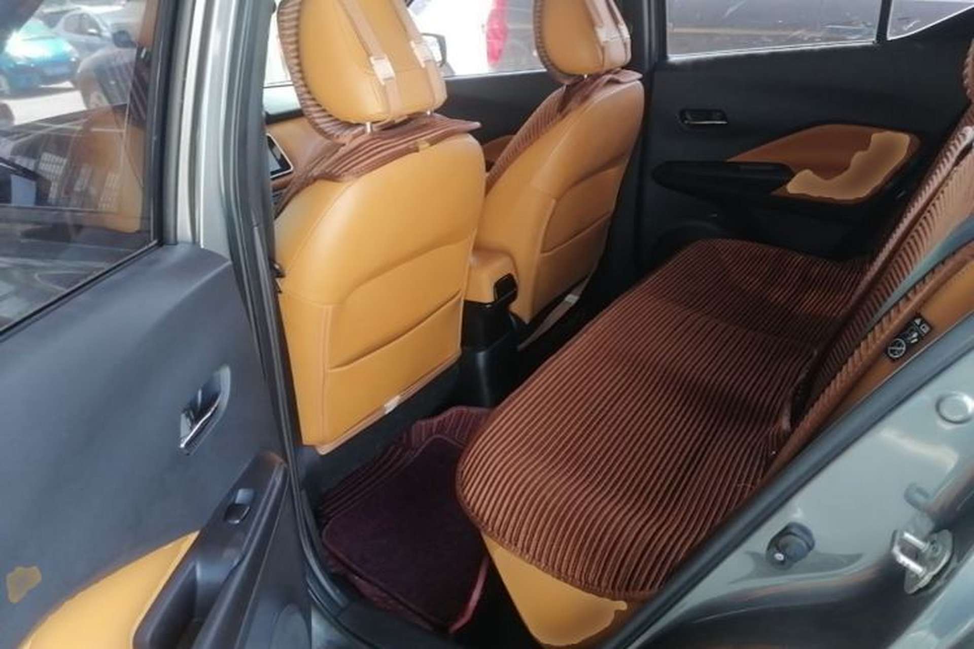 Used Nissan Kicks 2017 1.5L CVT Smart Edition Left Rear Seat