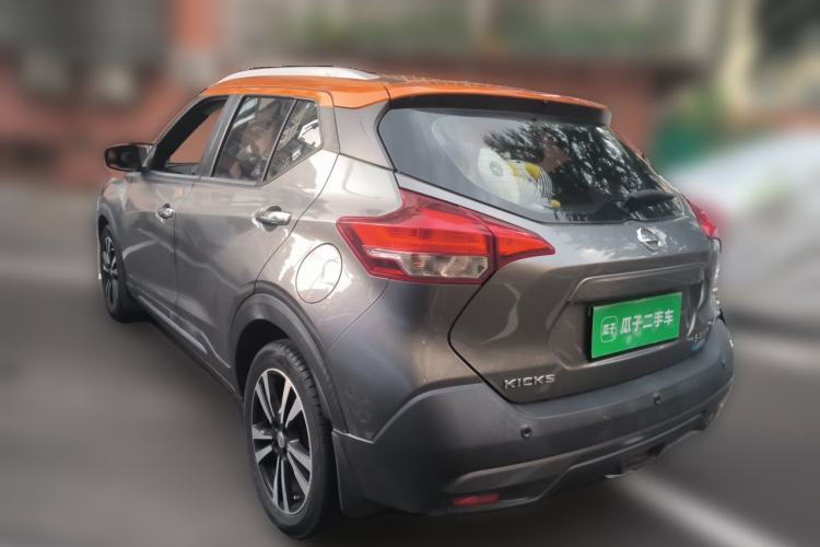 Used Nissan Kicks 2017 1.5L CVT Smart Edition Rear Left 45 Deg