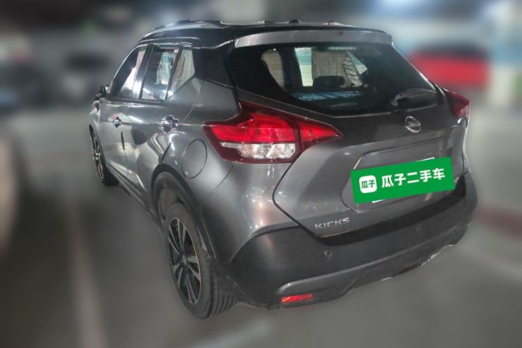 Used Nissan Kicks 2017 1.5L CVT Smart Drive Edition Rear Left 45 Deg