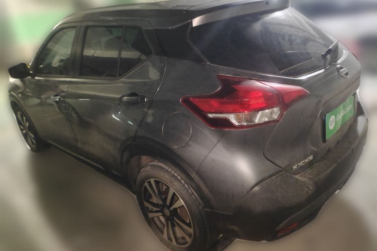 Used Nissan Kicks 2017 1.5L CVT Cool Enjoy Edition Rear Left 45 Deg