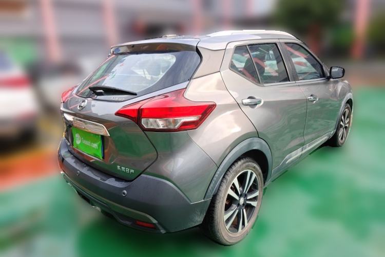 Used Nissan Kicks 2017 1.5L CVT Smart Drive Edition Rear Right 45 Deg