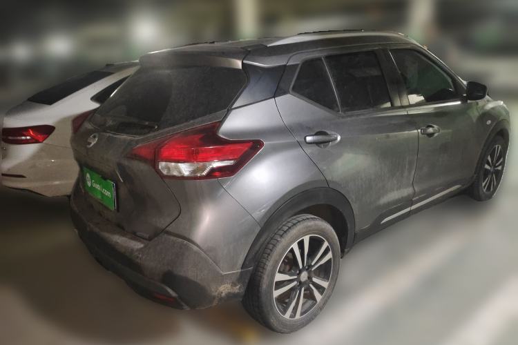 Used Nissan Kicks 2017 1.5L CVT Cool Enjoy Edition Rear Right 45 Deg