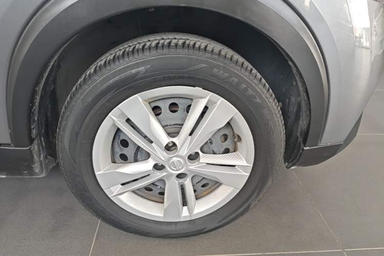 Used Nissan Kicks 2017 1.5L Manual Cool Dynamic Edition Right Front Wheel Hub