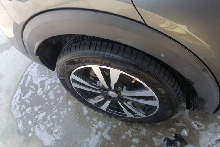 Used Nissan Kicks 2017 1.5L CVT Smart Edition Right Rear Wheel Hub