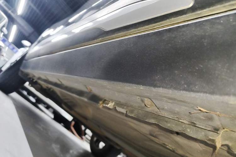 Used Nissan Kicks 2017 1.5L CVT Cool Enjoy Edition Right Side Sill
