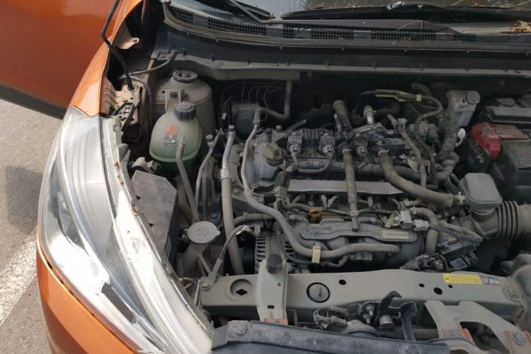 Used Nissan Kicks 2017 1.5L Manual Cool Dynamic Edition Engine Bay Right