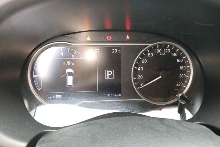 Used Nissan Kicks 2017 1.5L CVT Smart Drive Edition Instrument Cluster