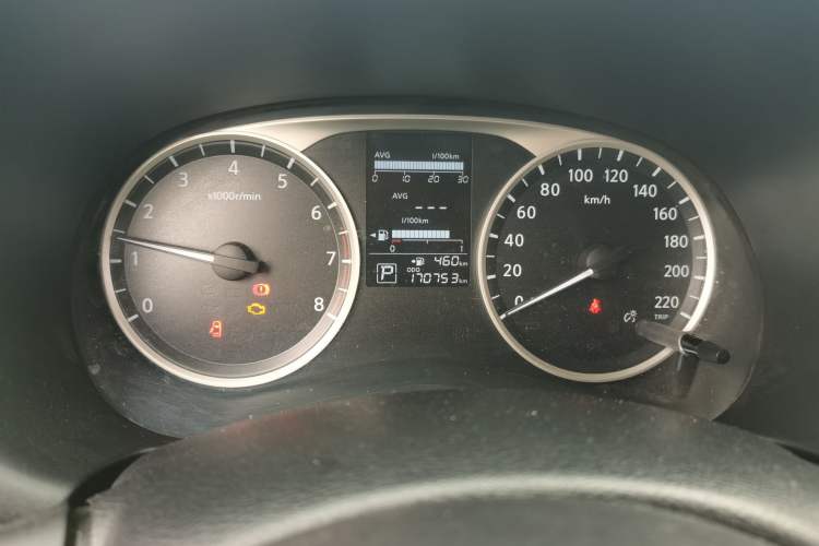 Used Nissan Kicks 2017 1.5L CVT Cool Enjoy Edition Odometer Close Up