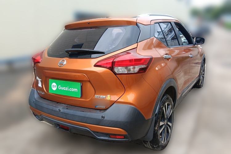 Used Nissan Kicks 2017 1.5L CVT Smart Drive Edition Rear Right 45 Deg